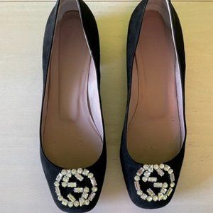 Gucci black velvet shoes - size 39